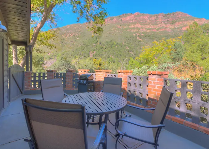 Destination Oak Creek Unit 1 Hotel
